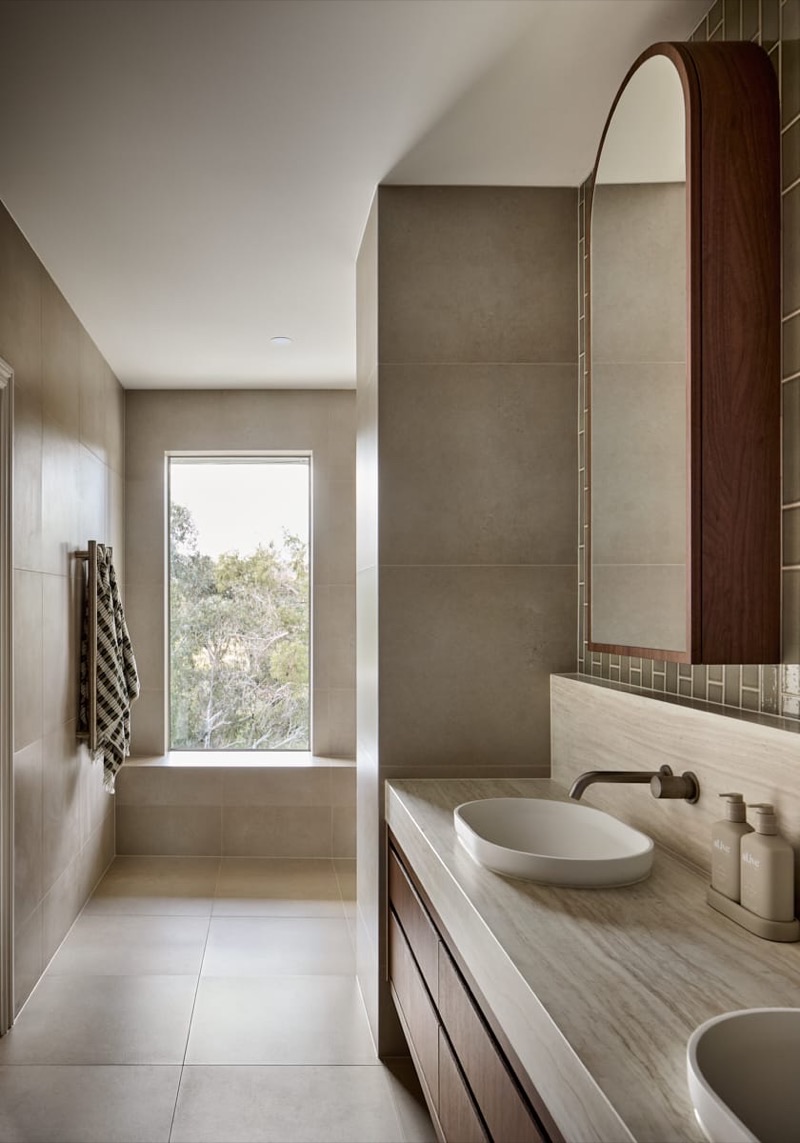 Yarra Bank Court renovation interior